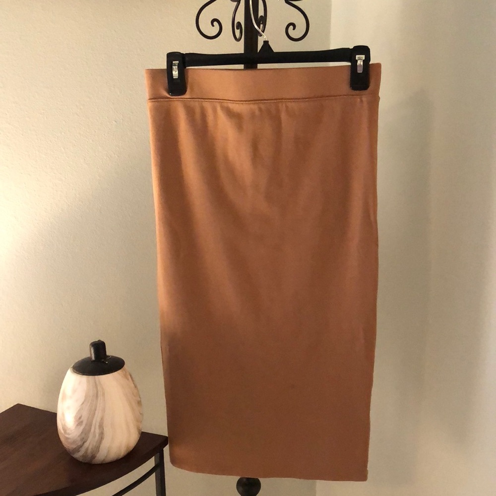 🌟Forever 21 Pencil Skirt Straight-line Tan Beige